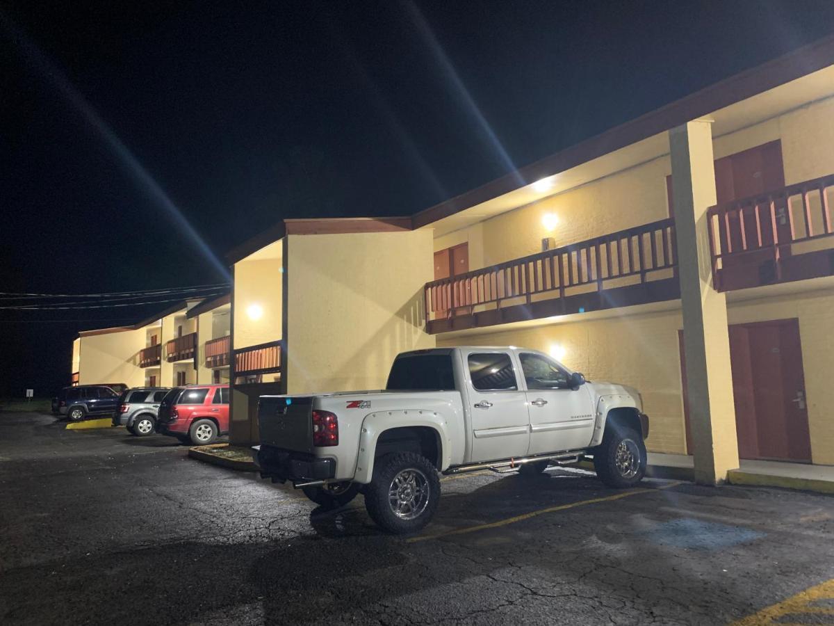 Executive Inn Rusk Exterior foto